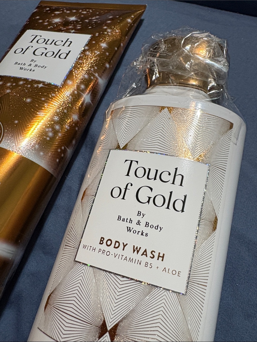 Bath & Body Works Touch of Gold Body Wash Duo - Gold, White - Picture 7 of 9